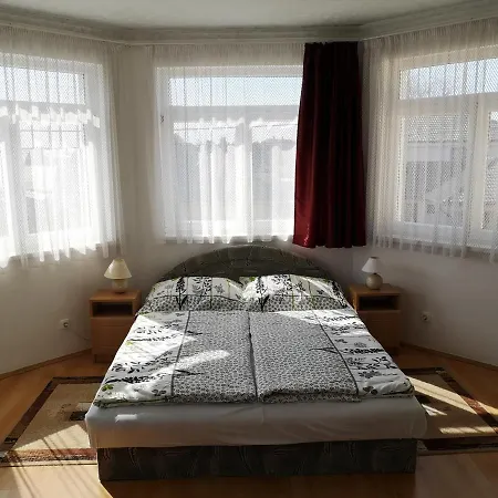 فندق مبيت وإفطار Primavilla 3 *